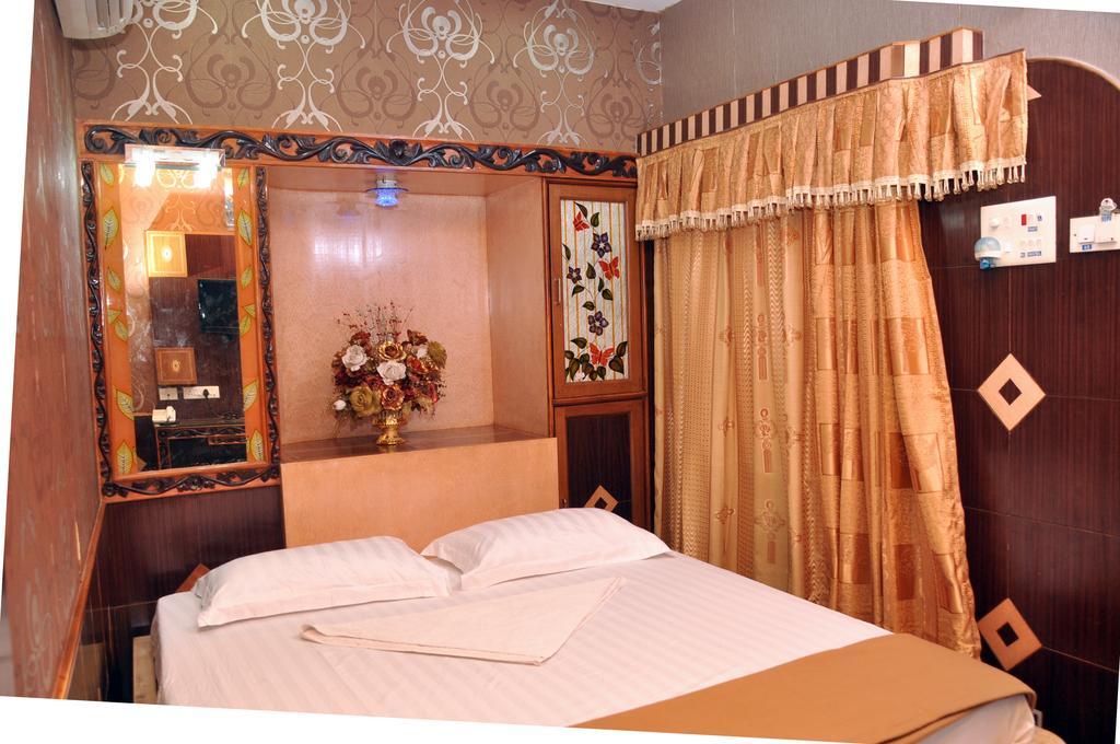 Hotel Shri Swarna'S Palace - A Business Class Hotel Tiruchirappalli Екстер'єр фото